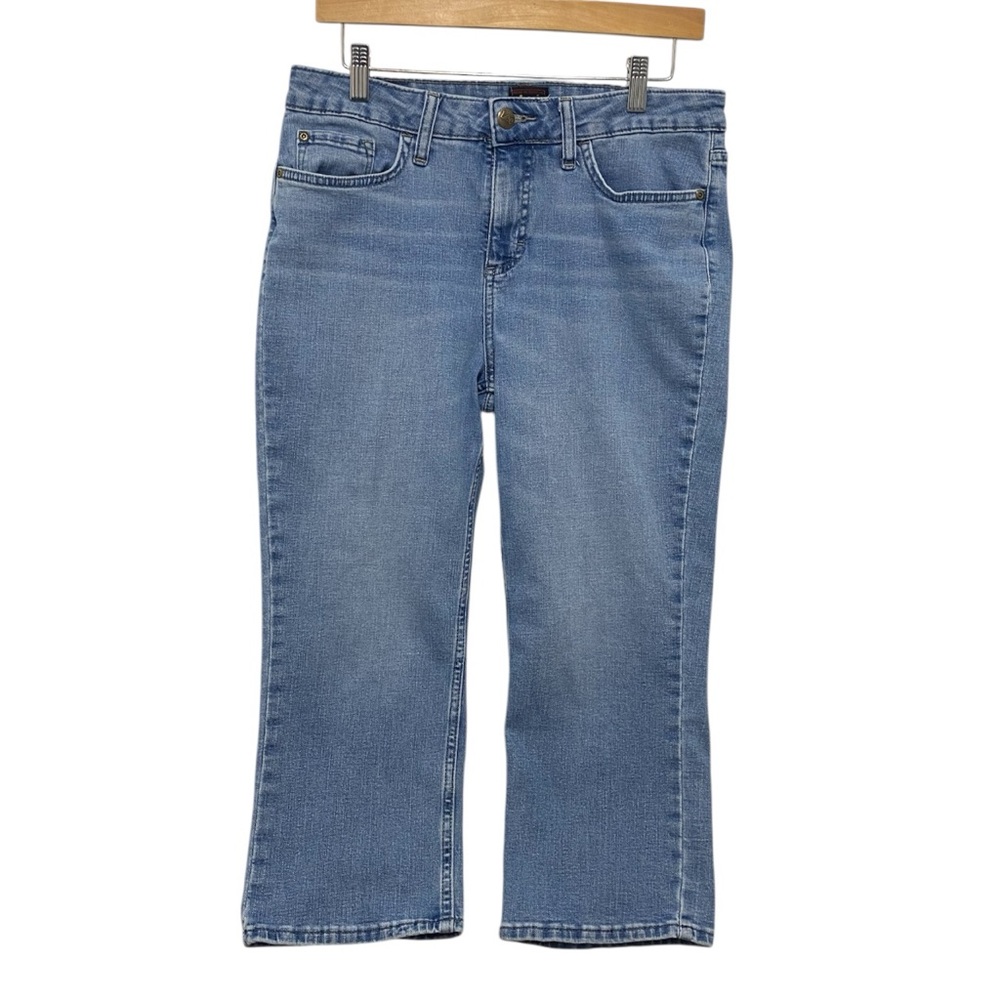 Lee Vintage Blue Denim Jean Capris - Great Condition - Women’s Size 31” Waist